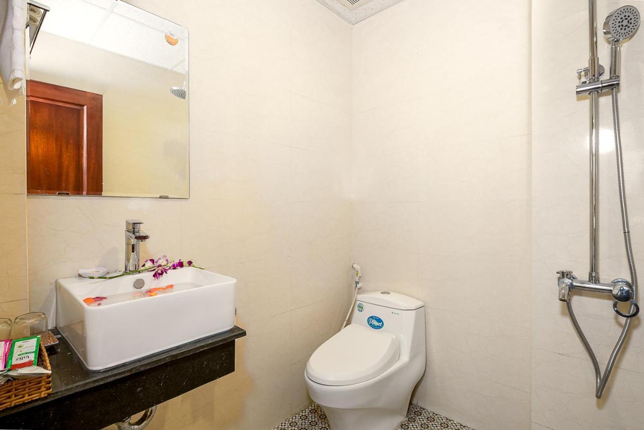 Ga Vang Hotel Danang Exterior photo