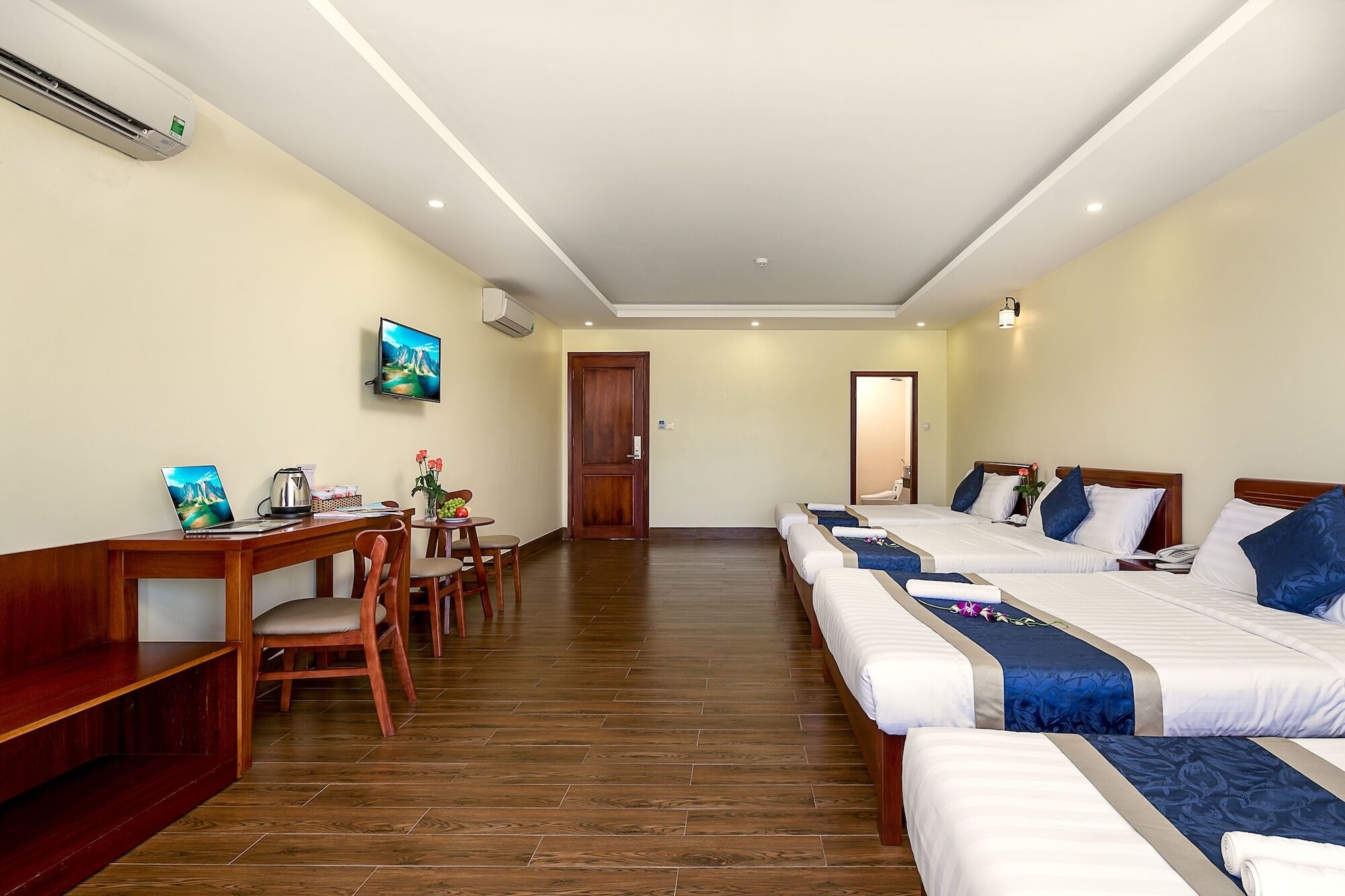 Ga Vang Hotel Danang Exterior photo